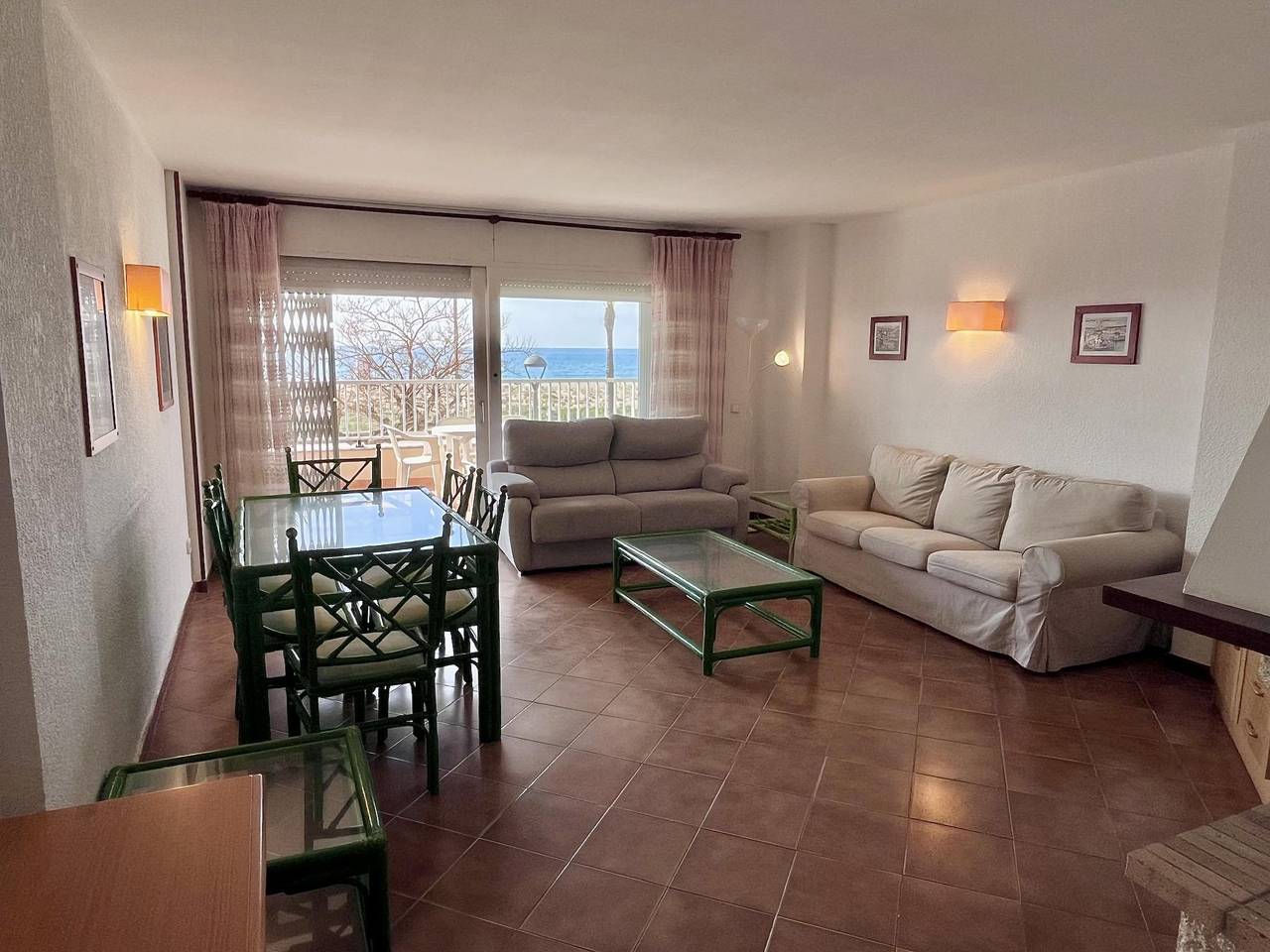 Appartement de vacances entier, Appartement spacieux en bord de mer avec une vue spectaculaire in Calafell, Costa Dorada