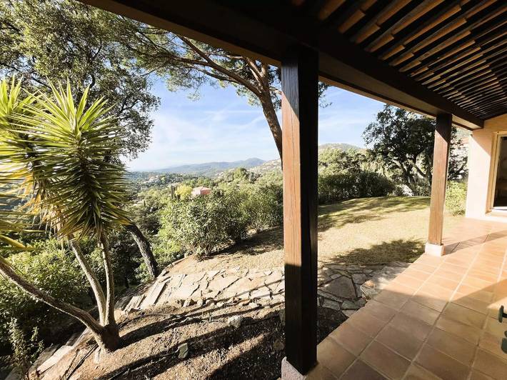 Villa für 8 Personen, Meerblick und Schwimmbad auf der Domaine de Valcros in La Londe-Les Maures in La Londe-les-Maures, Mittelmeerküste (Frankreich)