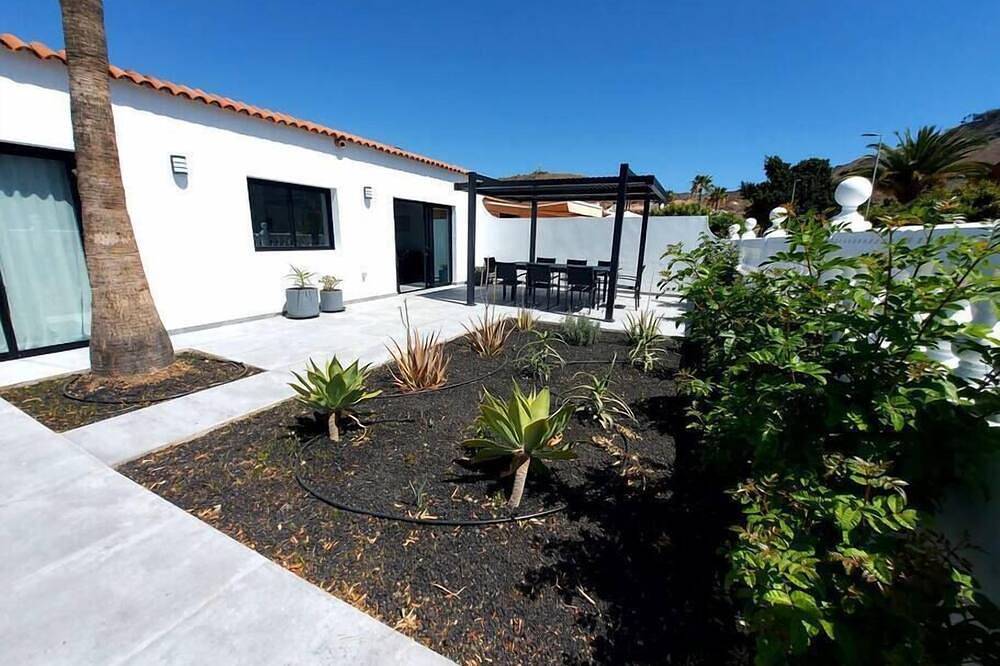 Villa Playa Tauro - Luxury bungalow with pool in Pueblo de Tauro, South Gran Canaria