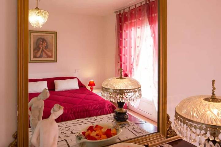 Appartement entier, Sur les toits: appartement confortable et moderne avec espace extérieur in Carovigno, Salento