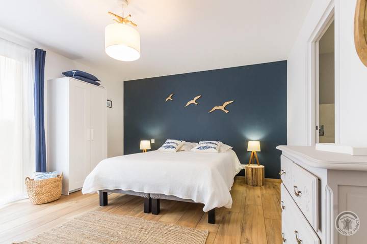 Gîte pour 11 personnes, avec jacuzzi ainsi que sauna et jardin à Portbail - 4