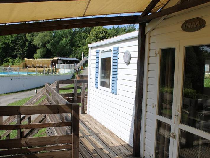 Mobil home pour 6 personnes, avec bassin pour enfant, animaux acceptés à Miribel-les-Échelles - 4