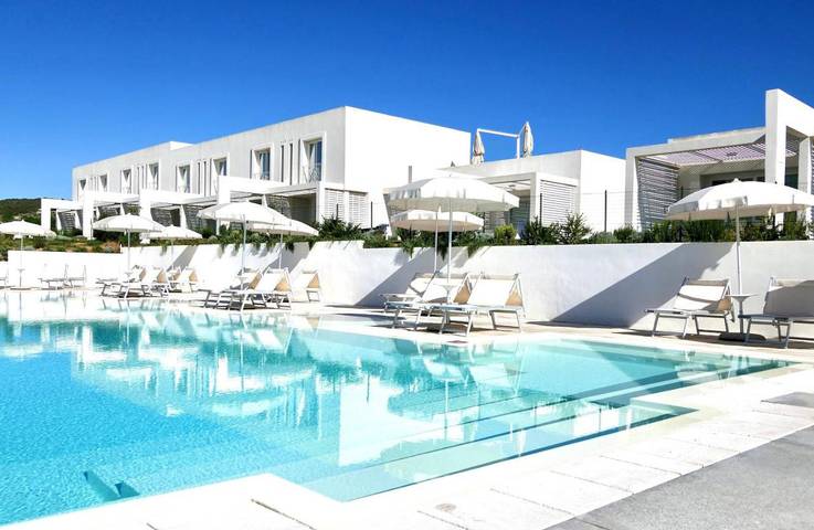 Appart’hôtel pour 4 personnes, avec piscine et jardin, animaux acceptés