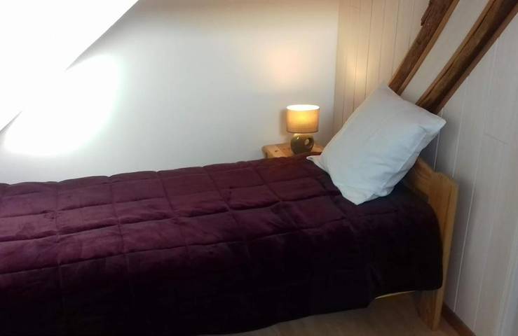 Location de vacances pour 6 personnes, avec terrasse et jardin à Besson - 3
