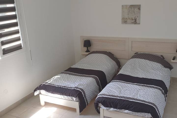 Location de vacances pour 8 personnes, avec jacuzzi ainsi que jardin et piscine à Santa-Maria-Poggio - 4