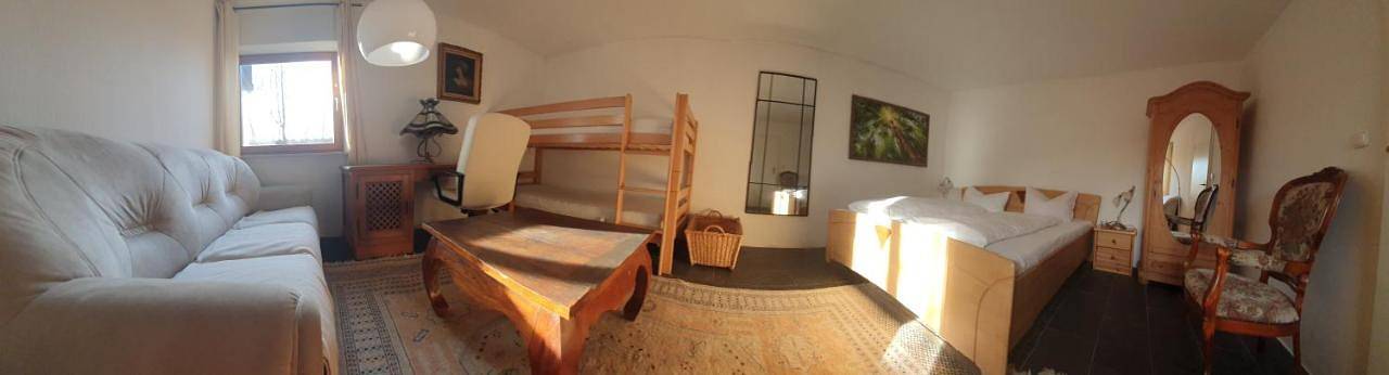 BnB für 6 Personen, mit Balkon und Terrasse sowie Garten und Ausblick in Sonthofen