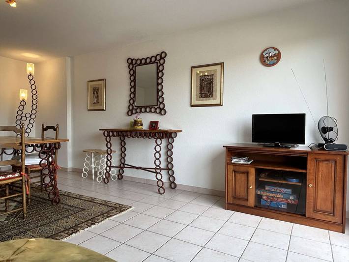 Location de vacances pour 6 personnes, avec terrasse, animaux acceptés dans Plage des Elmes - 3