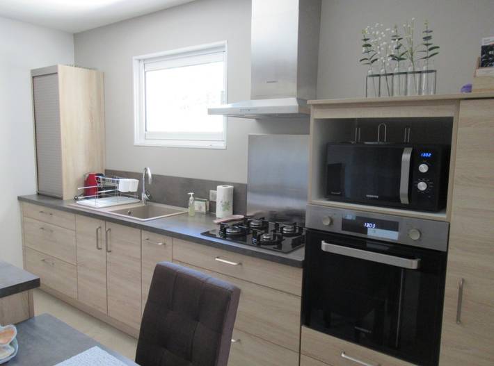 Gîte pour 2 personnes, avec terrasse ainsi que jardin et piscine à Saumane-de-Vaucluse - 4