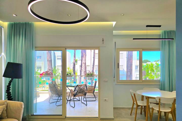 Vakantieappartement voor 6 personen, met balkon en zwembad - 1