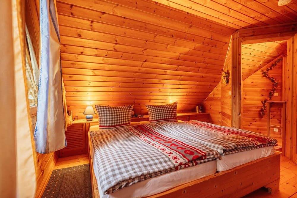* cozy wooden house - approx. 70 square meters with fenced garden - dogs welcome - Wlan incl in Bad Sachsa, Harzvorland