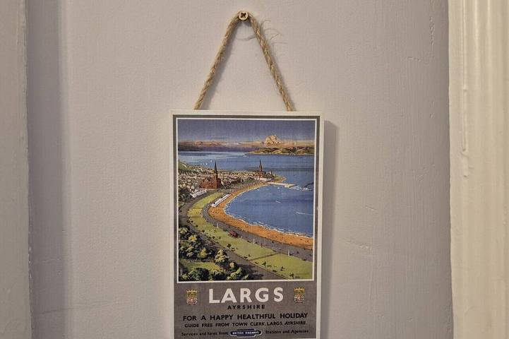 Holiday rental for 6 people, with pool in Largs