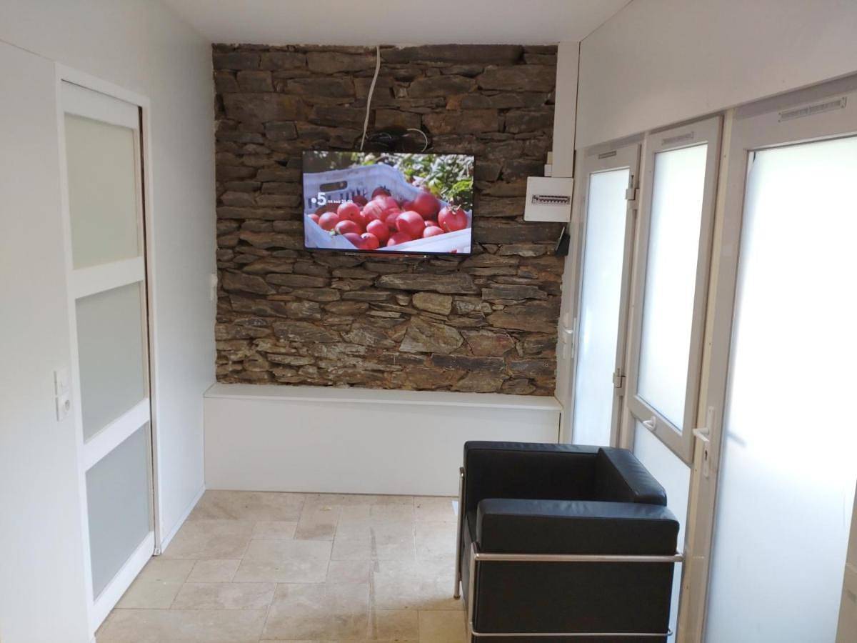 Appartement entier, One-Bedroom Apartment in Saint-Mélany, Parc naturel régional des Monts d'Ardèche