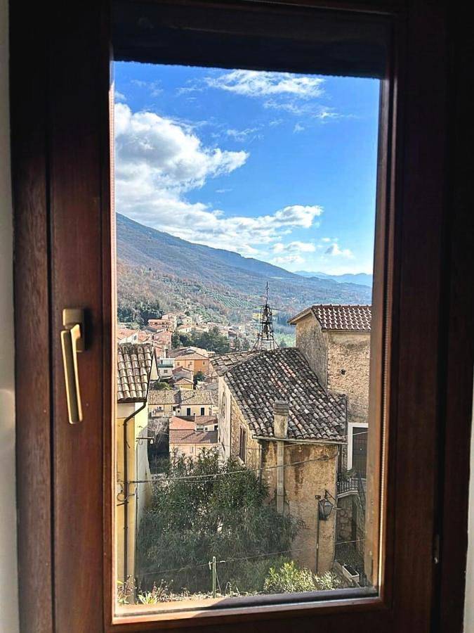 Location de vacances pour 4 personnes, avec jardin et vue à San Donato Val di Comino - 3