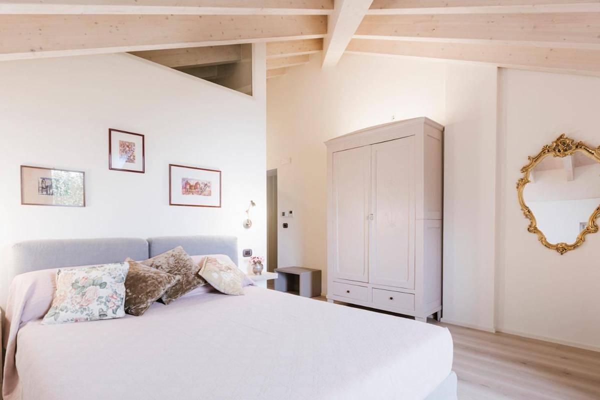 Villa Trisano in Bra, Provincie Cuneo