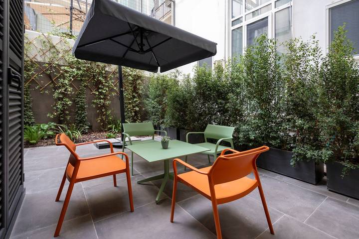 Appartamento in hotel '4 Season Cognetti Room 4' con giardino privato, Wi-Fi e aria condizionata in Bari, Provincia di Bari