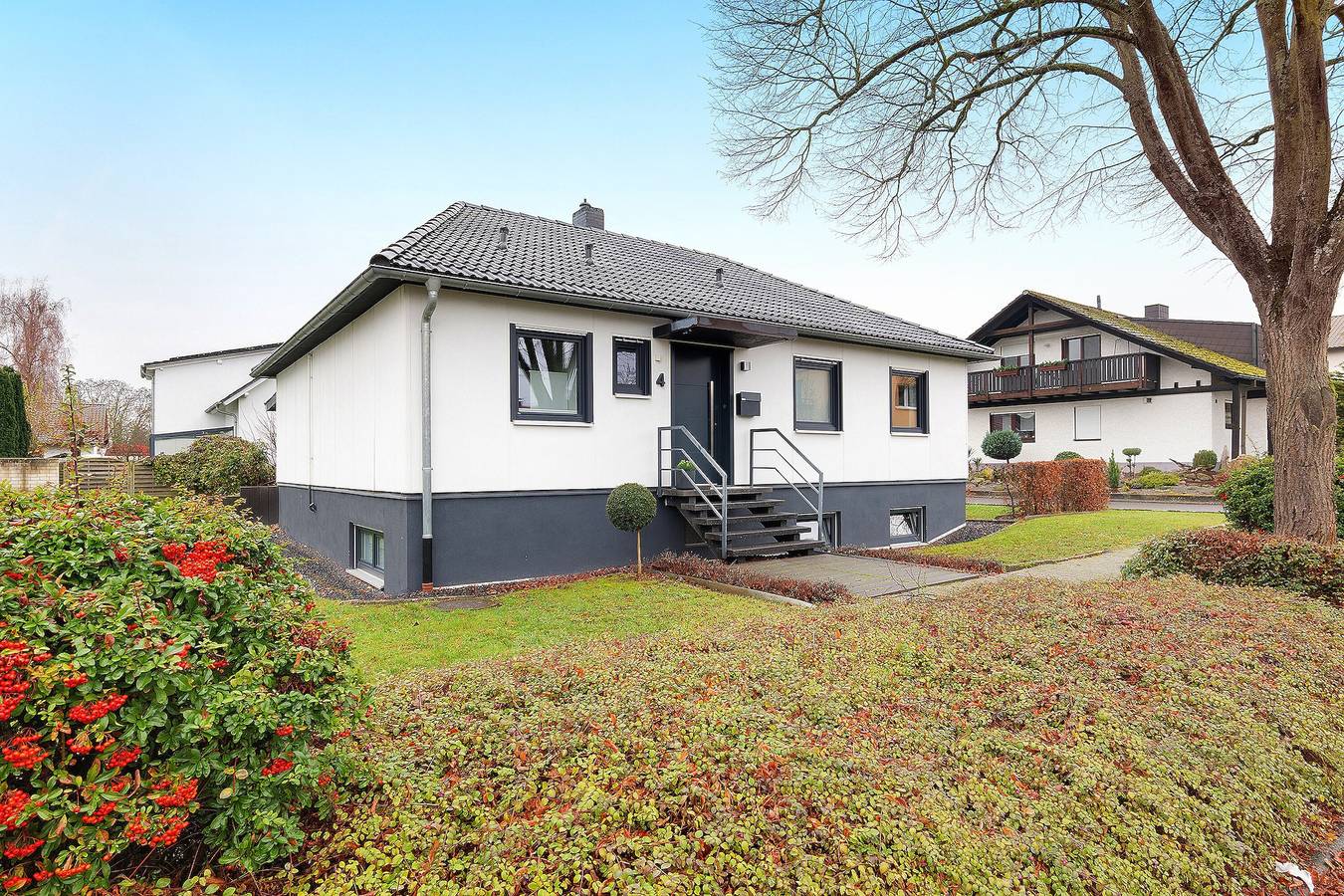 Apartamento entero, Apartamento 'Mergl's' con terraza privada, jardín comunitario y Wi-Fi in Bad Schönborn, Kraichgau