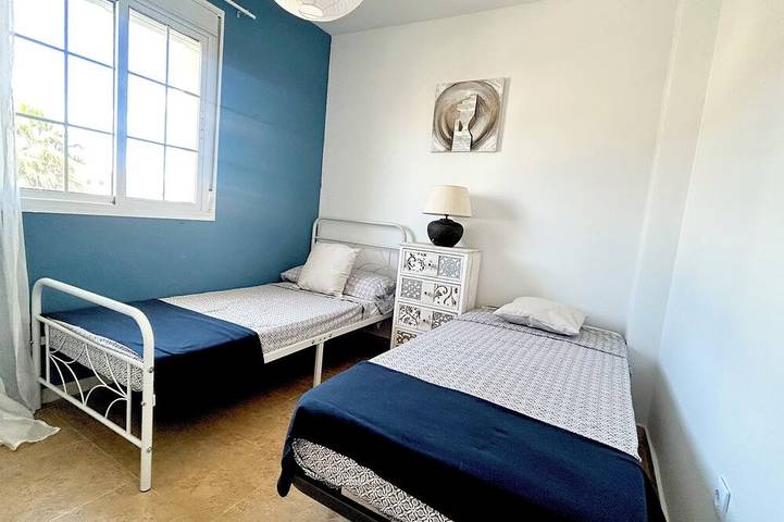 Marifer Home Private Pool Villa Family Friendly in Las Pajanosas, Guillena