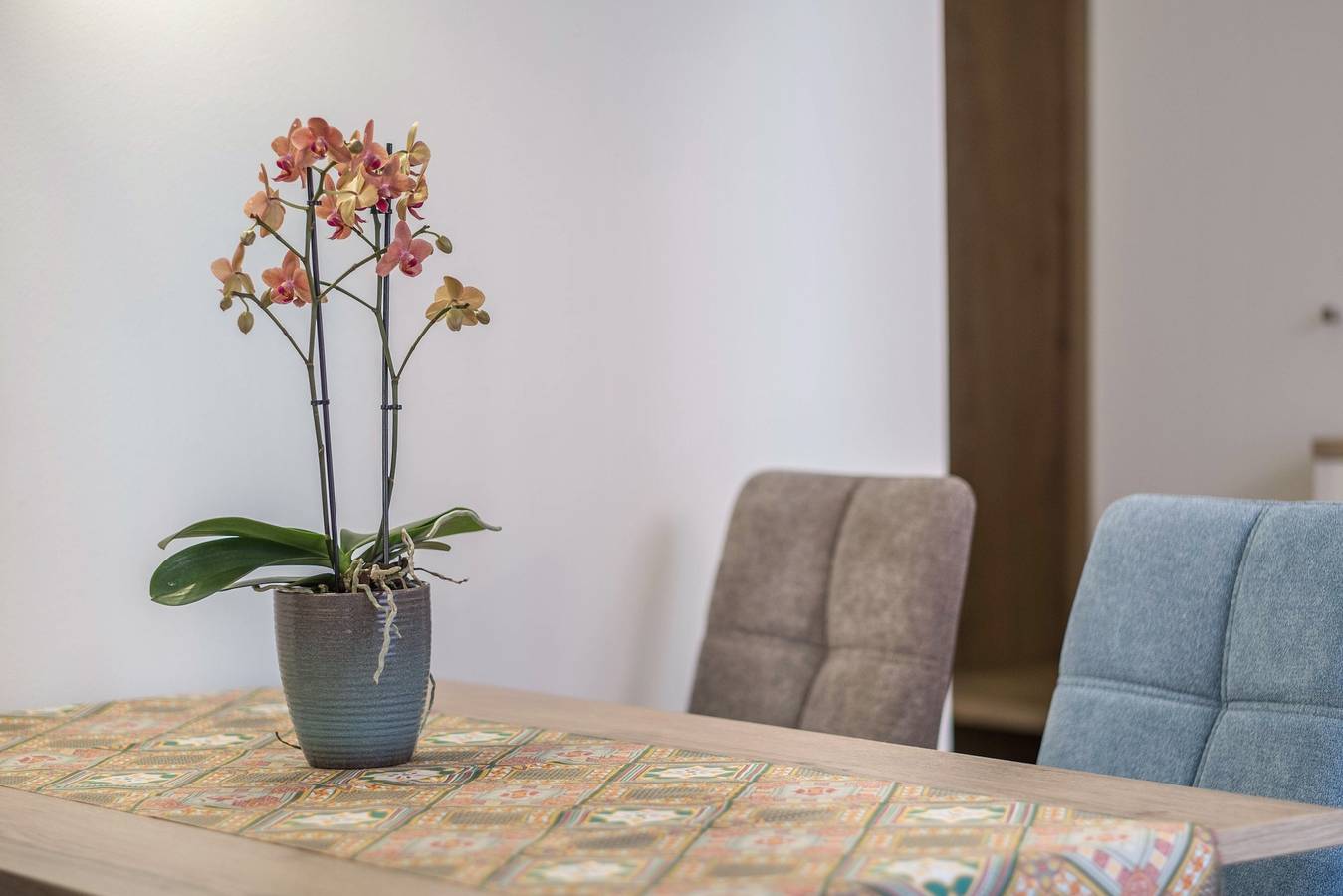 Ganze Wohnung, Ferienwohnung "Isabel" mit Bergblick, französischem Balkon & Wi-Fi in Zentrum-Bozner Boden-Rentsch, Bozen