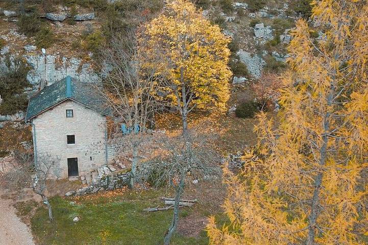 Gîte typiquement Lozérien, accès au Tarn - canoë inclus. in Sainte-Enimie, Gorges du Tarn Causses