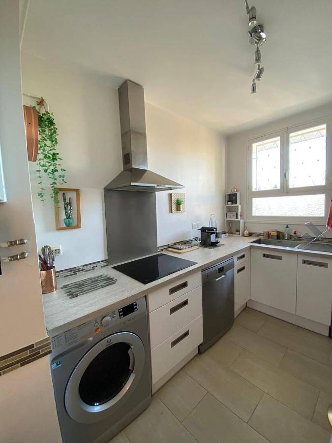 Gîte pour 5 personnes, avec terrasse et vue dans Chateau Et Parc Vallombrosa Cannes - 4