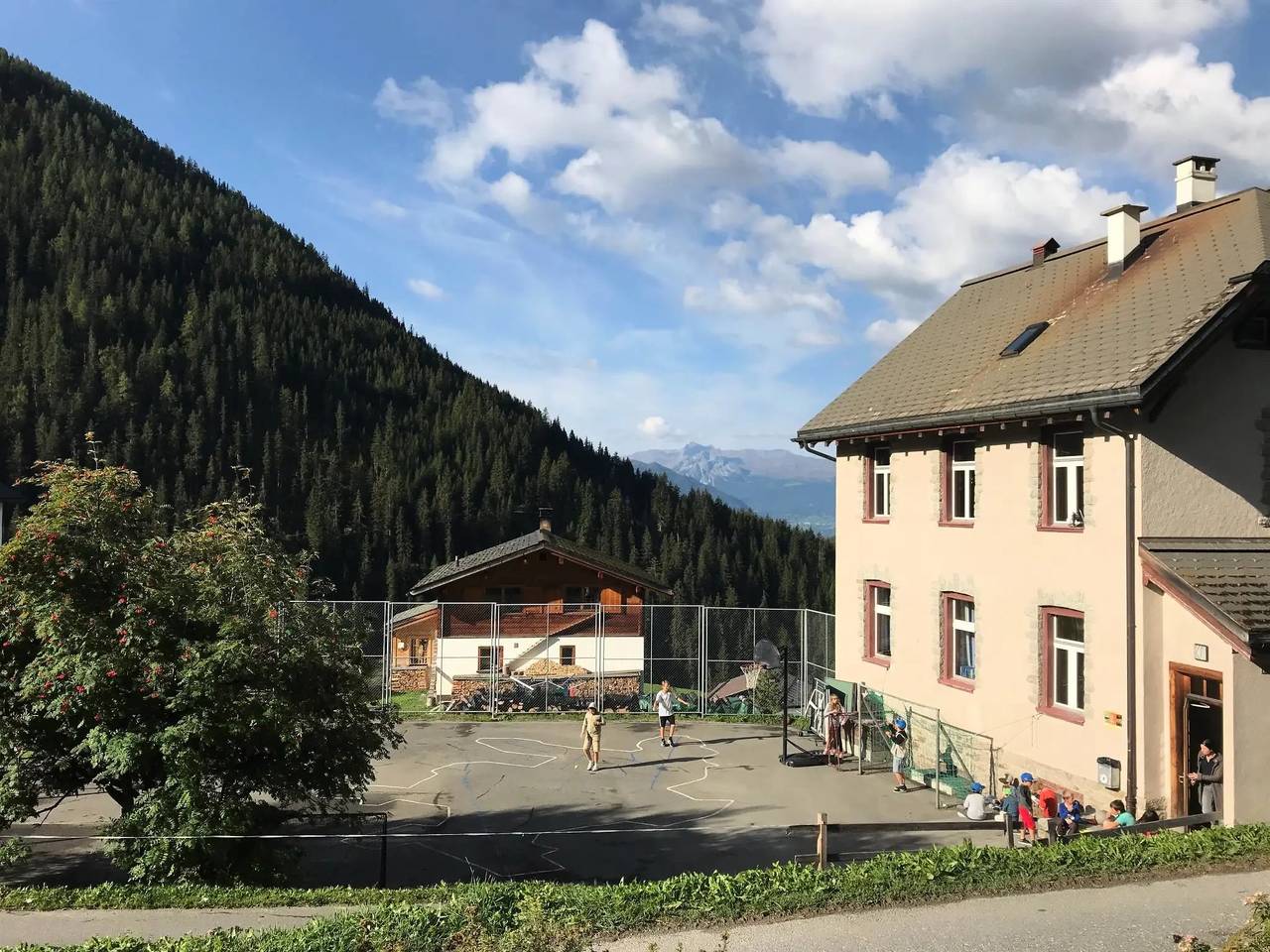 Ganze Wohnung, 3 Pièces 5 Personnes in Monstein, Davos