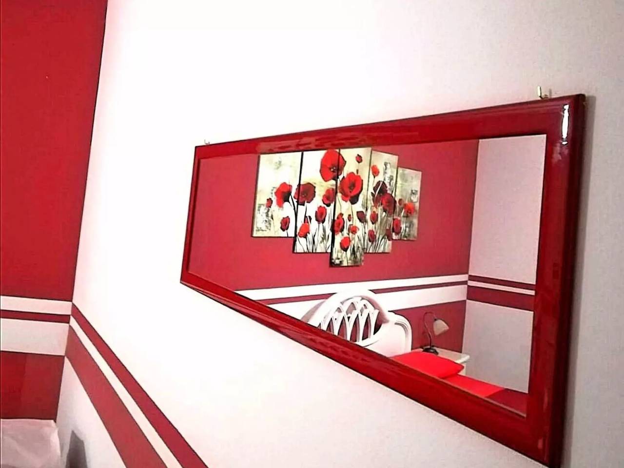 6 personas in Faro Capo Vaticano, Provincia de Vibo Valentia