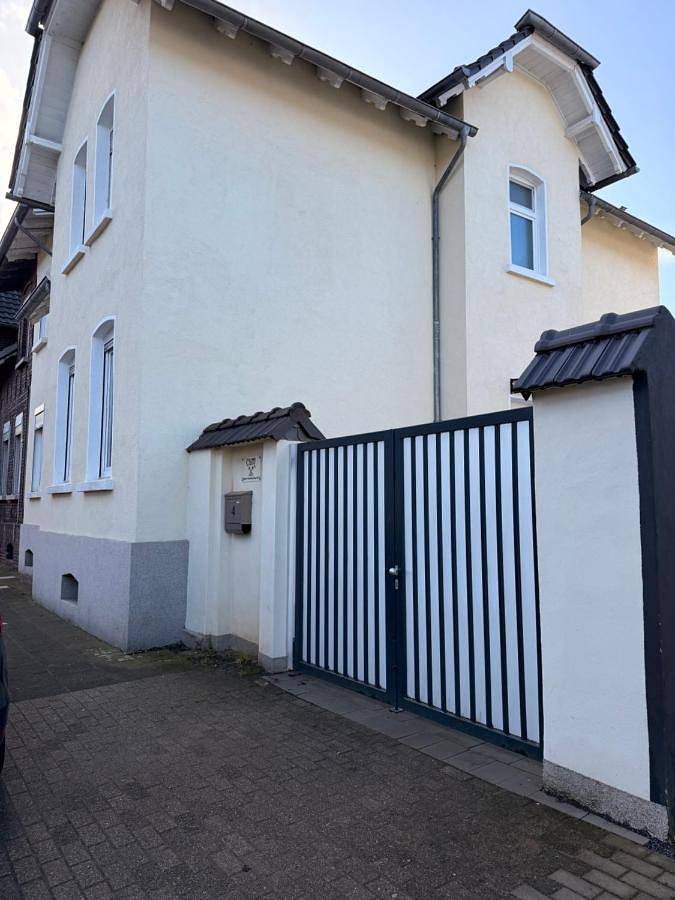 Ganze Wohnung, One-Bedroom Apartment in Bottrop, Ruhrgebiet