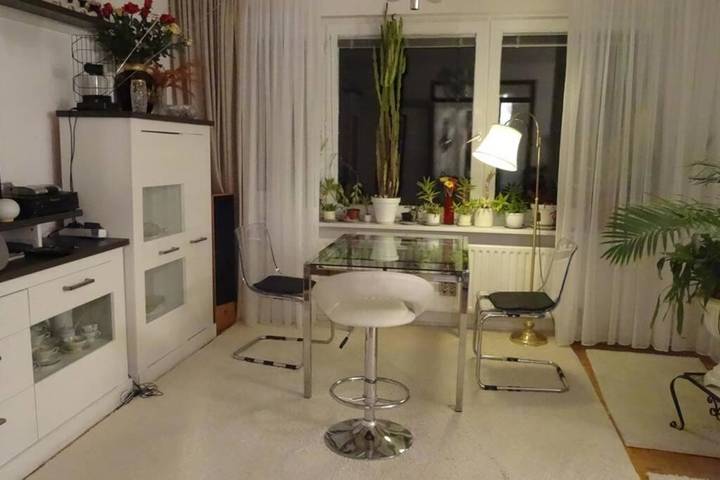 Ferienwohnung für 2 Personen, mit Balkon und Terrasse sowie Ausblick in Steglitz-Zehlendorf