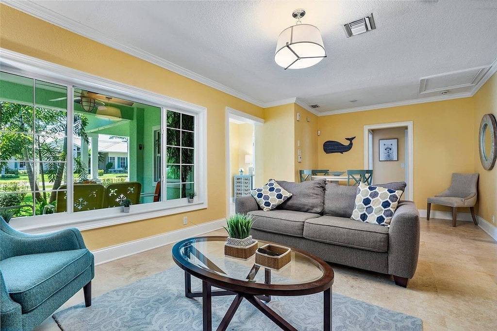 3Br mit beheiztem Salzwasserpool, Whirlpool, Grill, zu Fuß zum Atlantic Ave & Beach! in Delray Beach, Palm Beach County