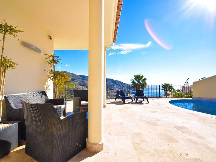 Ferienhaus für 9 Personen, mit Balkon und Meerblick sowie Terrasse und Pool in Velilla-Taramay - 3