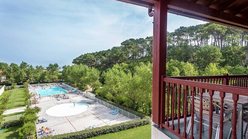 Villa pour 2 personnes, avec piscine et terrasse, adapté aux familles au Pays basque - 2