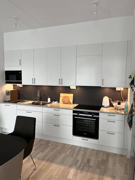 Geheel appartement, One-Bedroom Premium Apartment with Ocean View in Väster, Malmö