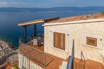 Villa für 6 Personen in Vrbnik, Krk, Bild 3