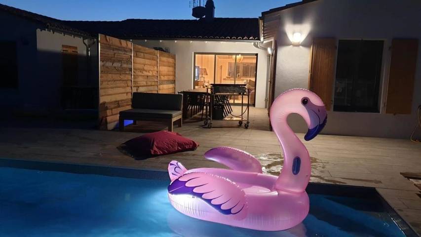 Location de vacances pour 8 personnes, avec jardin et piscine, animaux acceptés dans Le Gillieux - 3