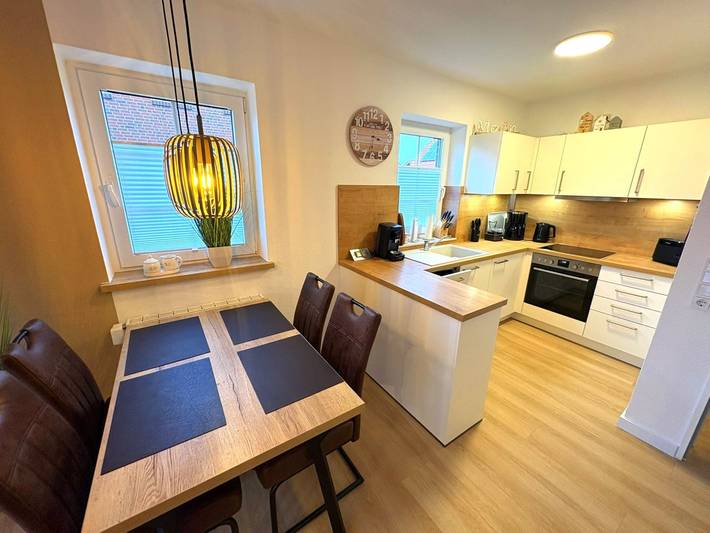 Ferienhaus für 4 Personen, mit Terrasse und Garten in Carolinensiel - 3