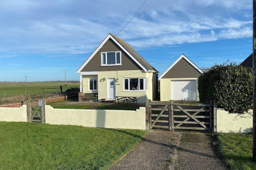 Am Meer und umgeben von Feldern, ideal für diejenigen, die der Realität entfliehen möchten in St Osyth, Essex
