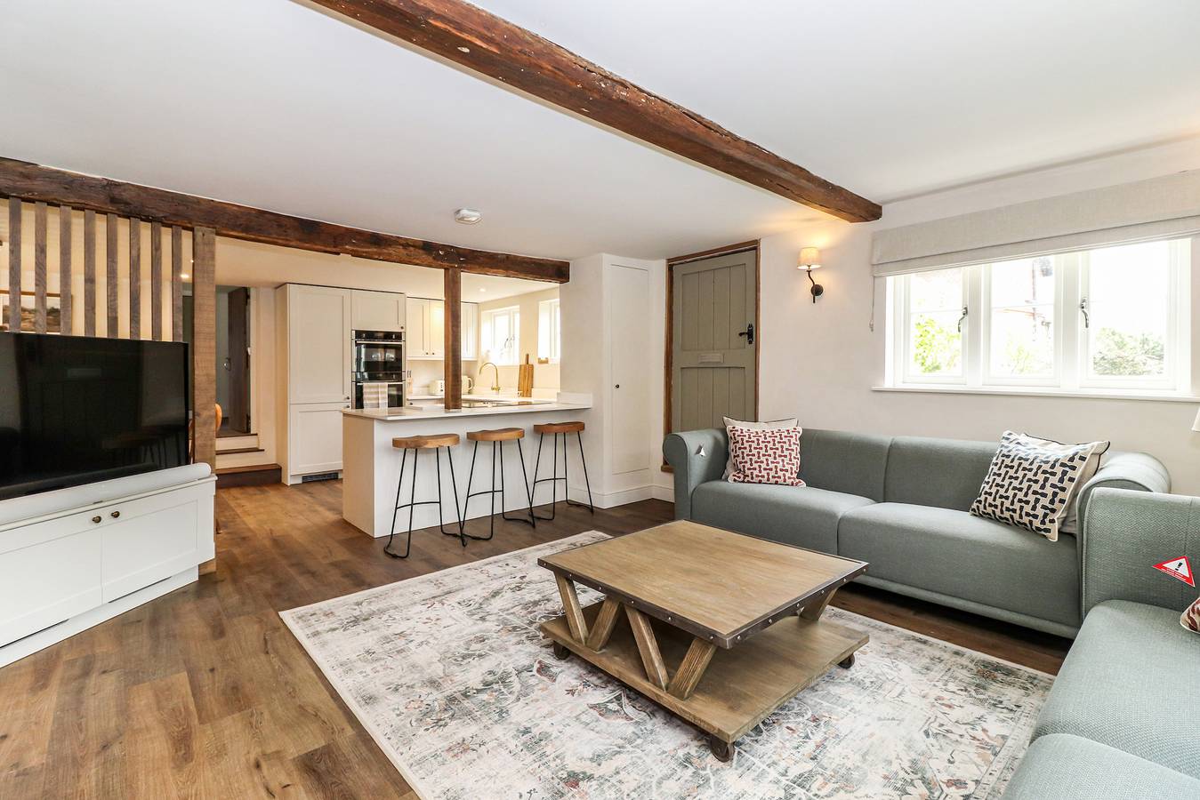 Tuffs Farm Cottage in Chipperfield, Hertfordshire