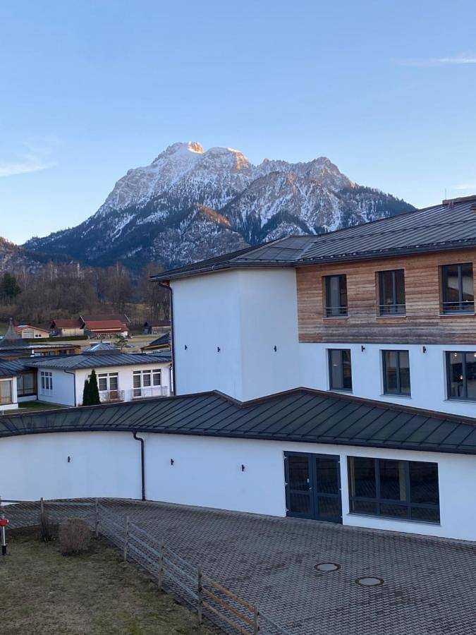 Ferienwohnung für 4 Personen, mit Ausblick und Seeblick sowie Garten in Schwangau - 2