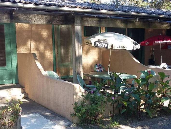 Camping pour 6 personnes, avec terrasse