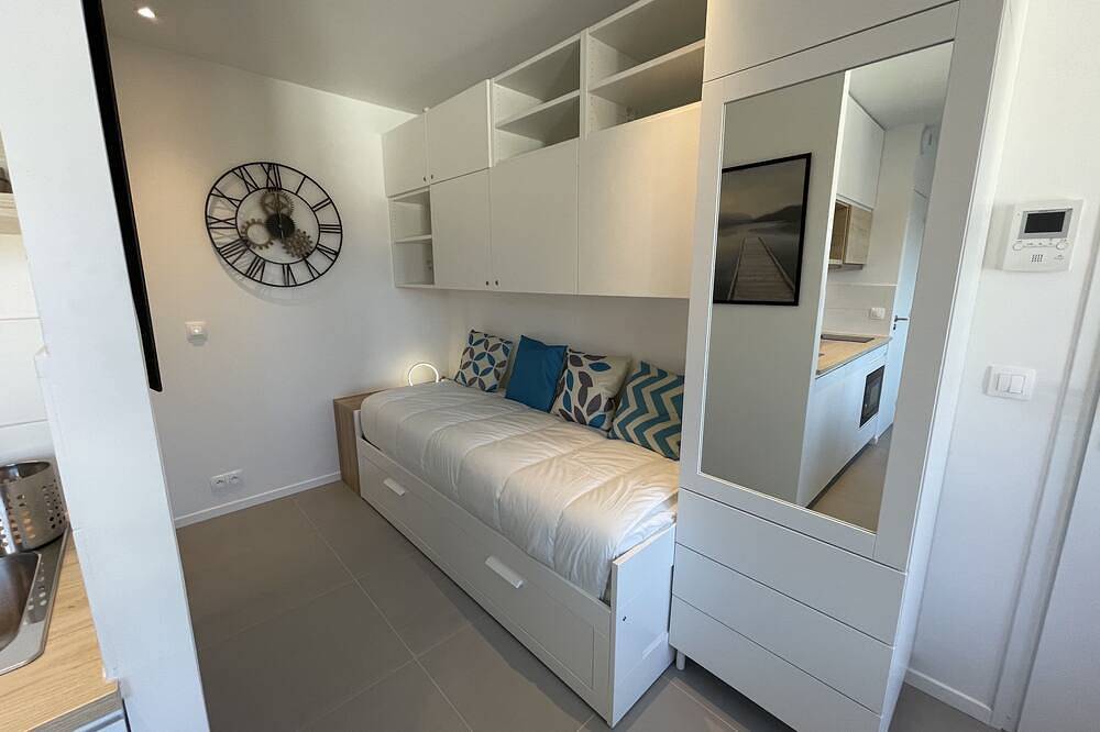 Appartement entier, ♥★ Blue Cocoon ★♥ Studio 27m2 proche centre ville in Villejust, Essonne