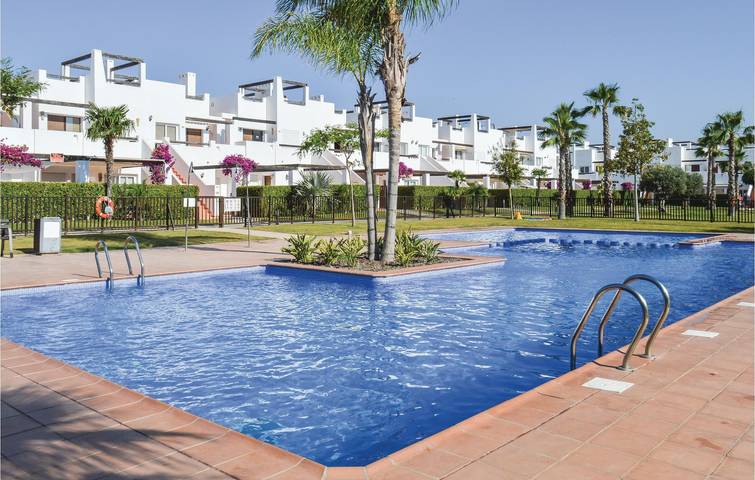 Apartamento vacacional entero, Encantador apartamento con piscina y terraza in Condado de Alhama, Alhama de Murcia