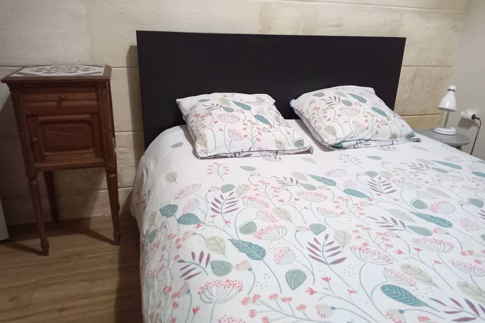 Entire house - 2 double bedrooms in Lormont, Bordeaux region