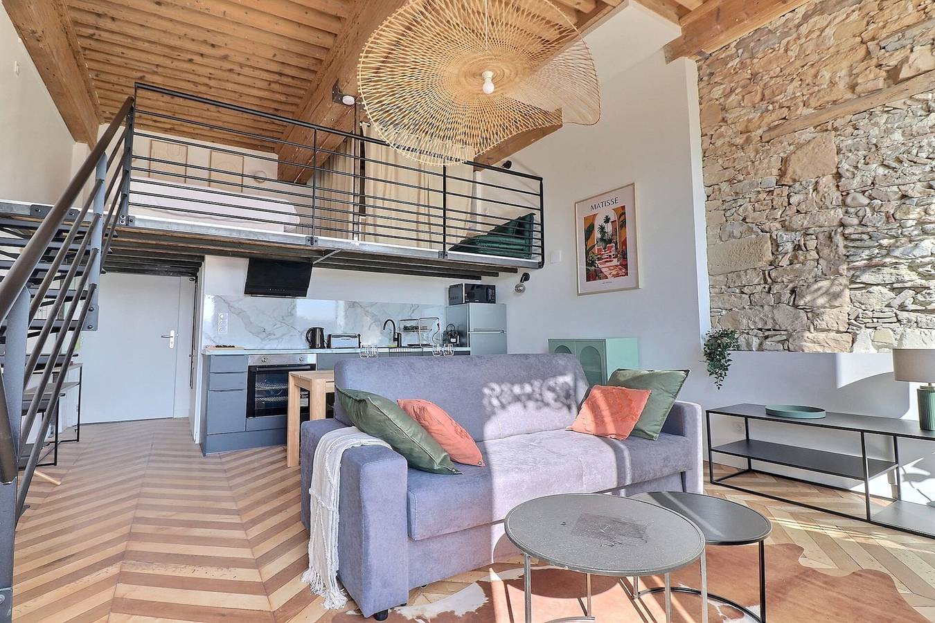 Entire apartment, Charming apartment with an unobstructed view. in Lyon, Rhône