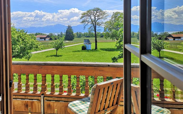 Ferienhaus für 2 Personen, mit Terrasse und Garten sowie Sauna und Seeblick am Chiemsee - 2