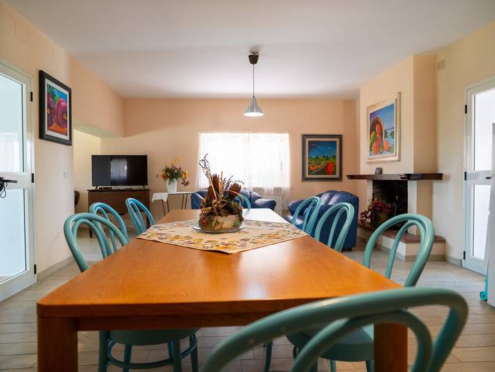 Ferienhaus für 8 Personen, mit Garten und Terrasse sowie Ausblick, mit Haustier in den Abruzzen - 4