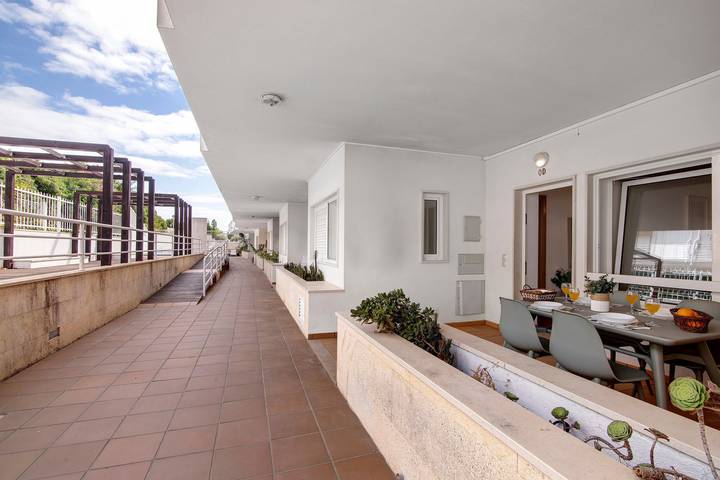 Ganze Wohnung, Ferienwohnung 'T2 F Apt Oliveira' mit Gemeinschaftspool, 2 Balkonen und WLAN in Santa Luzia (Tavira), Parque Natural da Ria Formosa