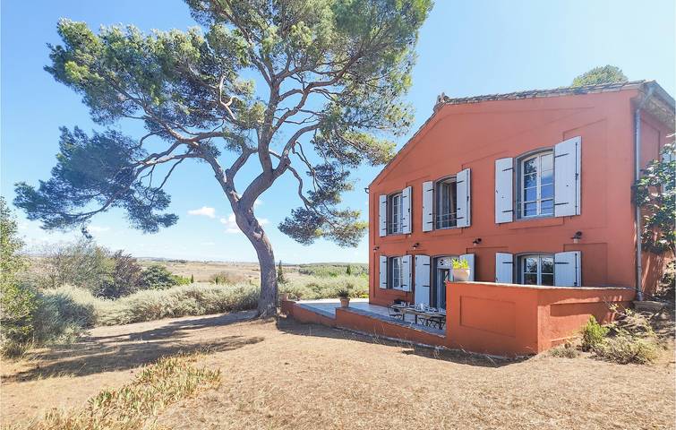 Modernes 220 qm Mietobjekt mit Pool & Parkplatz, 2,5km zum Stadtzentrum & Fluss in Ouveillan, Mittelmeerküste (Frankreich)