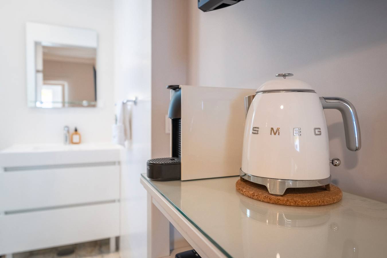 Room 'Orange Blossom Groove -  1' with Shared Terrace, Wi-Fi and Air Conditioning in São Bartolomeu de Messines, Faro District