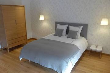 Chambre D’hôte pour 10 Personnes dans Combourg, Région de Saint-Malo, Photo 2