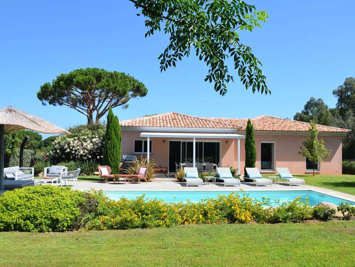 Villa pour 6 personnes, avec jardin ainsi que sauna et piscine à Calvi - 2